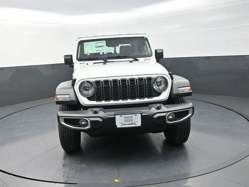 New 2026 Jeep Gladiator Sport AWD/4WD image 5