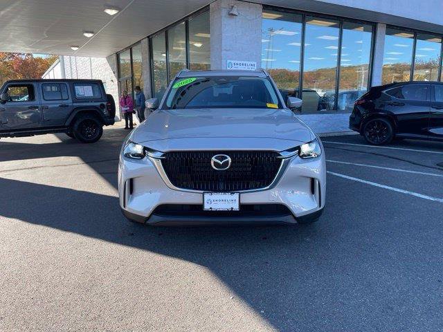Used 2025 MAZDA CX-90 3.3 Turbo w/ Preferred Package AWD/4WD image 2