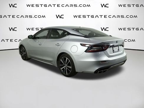 Used 2022 Nissan Maxima SV w/ Floor Mat Group image 5