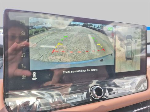 New 2025 Mitsubishi Outlander SEL image 18