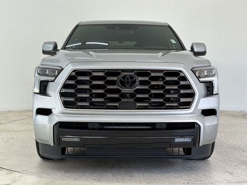 Used 2026 Toyota Sequoia Platinum AWD/4WD image 6