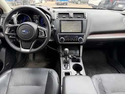 Used 2019 Subaru Outback 2.5i Limited AWD/4WD image 13