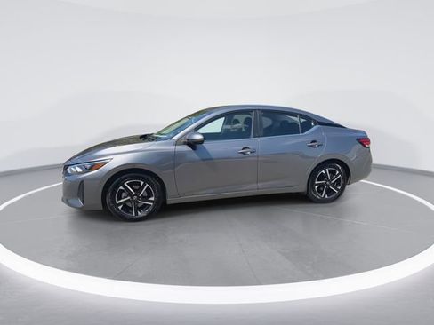 Used 2025 Nissan Sentra SV FWD image 4