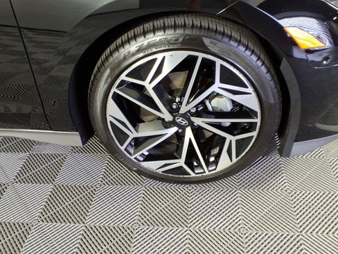 Used 2023 Hyundai Ioniq 6 Limited RWD image 6