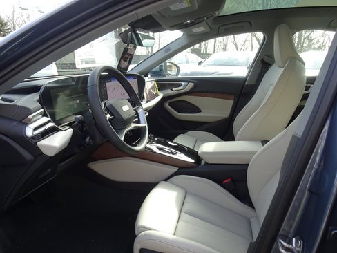 New 2025 Audi A5 2.0T Prestige image 4