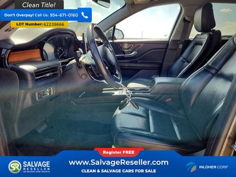 Used 2020 Lincoln Corsair Reserve w/ Elements Package FWD image 9