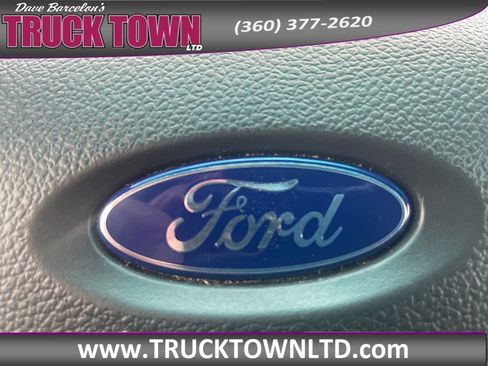 Used 2014 Ford Explorer XLT w/ Equipment Group 202A AWD/4WD image 23