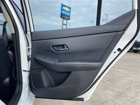 Used 2024 Nissan Sentra SV image 28