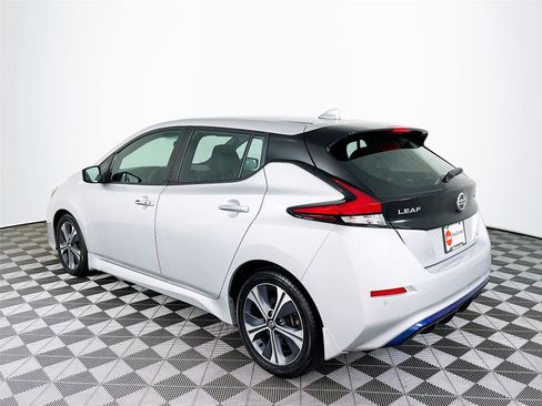 Used 2021 Nissan Leaf SV FWD image 6