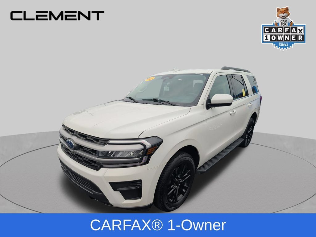 Used 2022 Ford Expedition XLT AWD/4WD image 2
