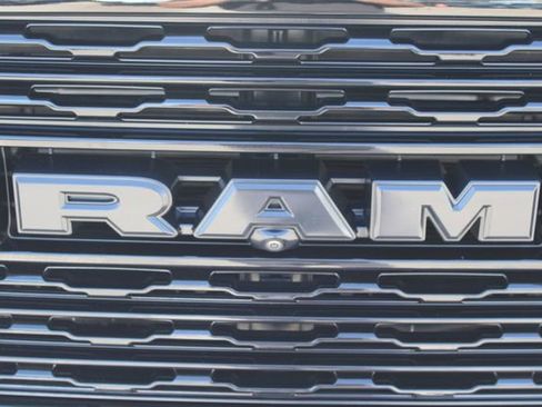 Used 2024 RAM 2500 Limited AWD/4WD image 8