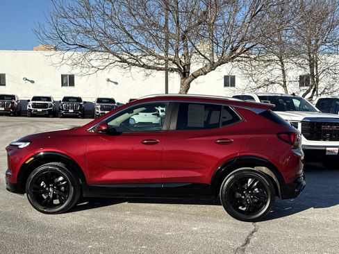 Used 2024 Buick Encore GX Sport Touring w/ Advanced Technology Package image 5