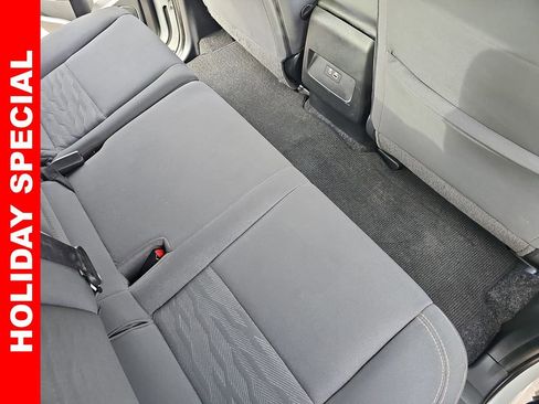 Used 2023 Nissan Frontier SV w/ Technology Package image 11