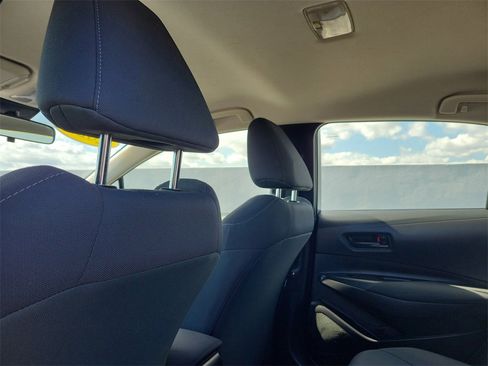 Certified 2022 Toyota Corolla LE image 14