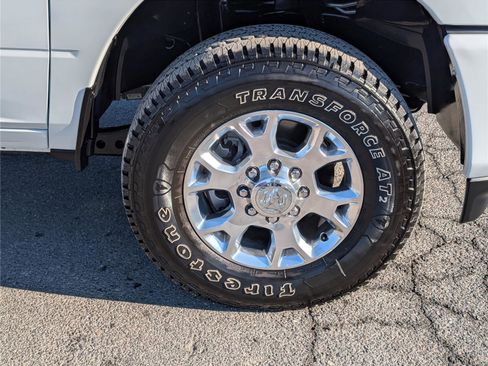 Used 2024 RAM 2500 Laramie w/ Safety Group image 10