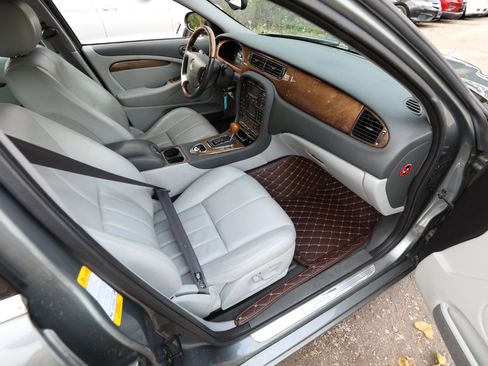 Used 2003 Jaguar S-TYPE 3.0 image 10