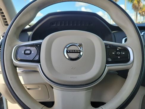 Used 2023 Volvo XC90 B6 Plus w/ Protection Package Premier AWD/4WD image 15