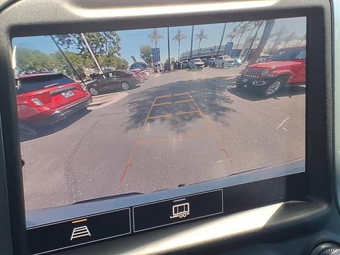 Used 2022 Chevrolet Silverado 1500 LT Trail Boss w/ Convenience Package II image 27