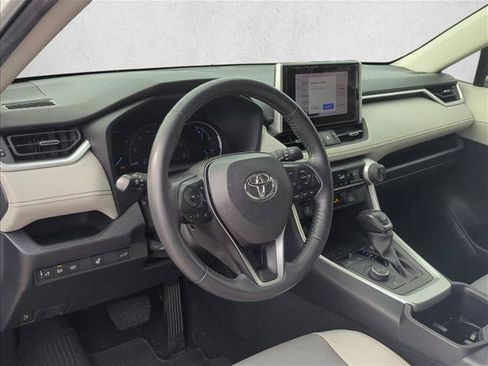 Certified 2023 Toyota RAV4 XLE Premium AWD/4WD image 9