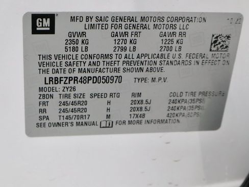 Used 2023 Buick Envision Essence w/ Sport Touring Package image 35