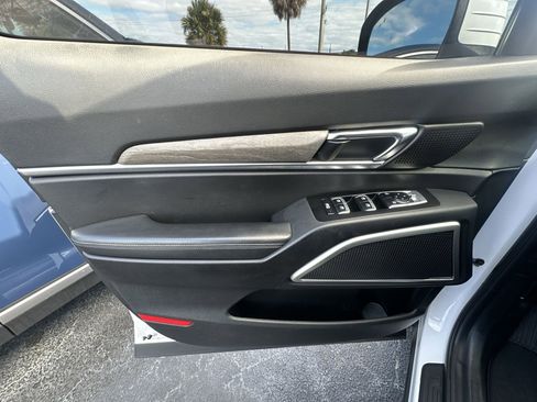 Certified 2022 Kia Telluride EX w/ EX Premium Package image 32