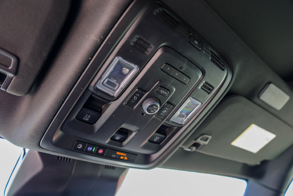 Used 2024 Cadillac Escalade Sport AWD/4WD image 20