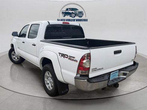 Used 2015 Toyota Tacoma 4x4 Double Cab w/ TRD Off-Road Package image 6