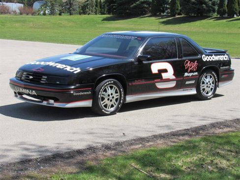 Used 1991 Chevrolet Lumina Euro FWD image 3