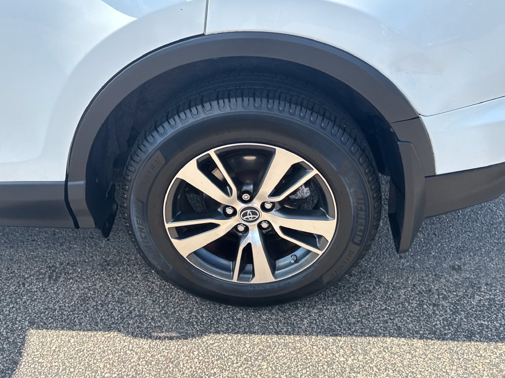 Used 2017 Toyota RAV4 XLE w/ Plus Special Value Package AWD/4WD image 42