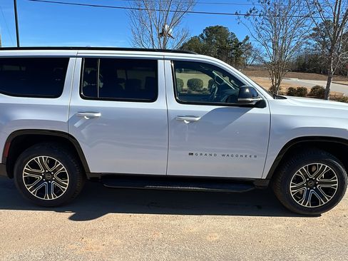 New 2026 Jeep Grand Wagoneer 2WD image 7