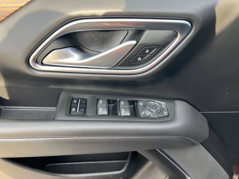 Used 2022 Chevrolet Tahoe High Country image 16