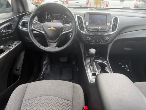 Used 2024 Chevrolet Equinox LT FWD image 15
