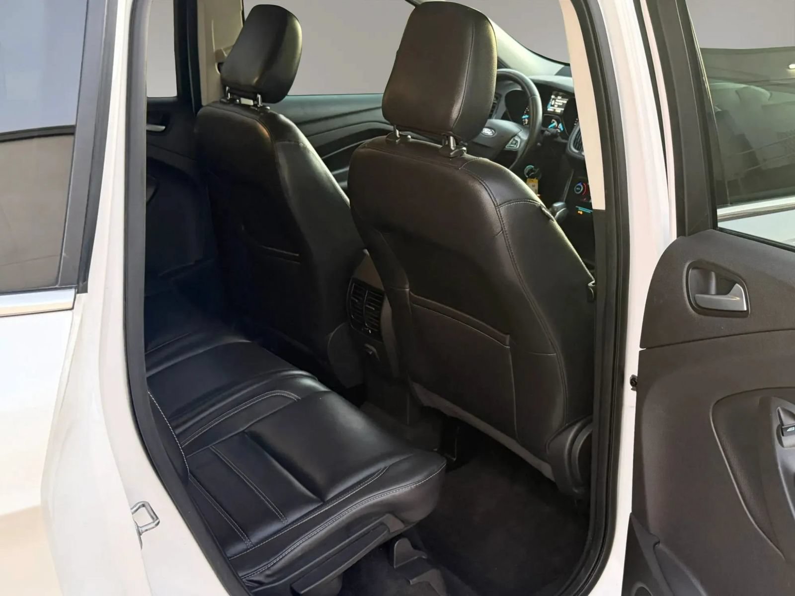 Used 2018 Ford Escape SEL AWD/4WD image 17