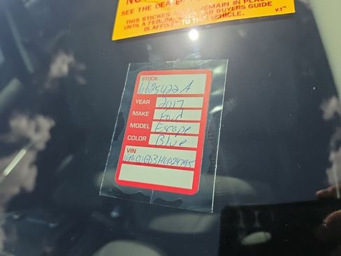 Used 2017 Ford Escape SE FWD image 7