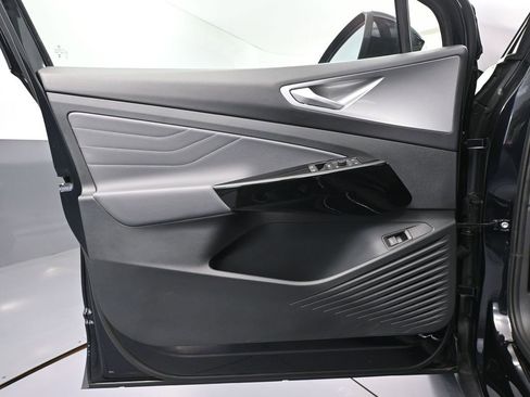 Used 2024 Volkswagen ID.4 Pro S image 19
