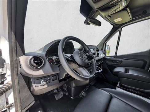 Used 2026 Mercedes-Benz Sprinter 2500 image 10