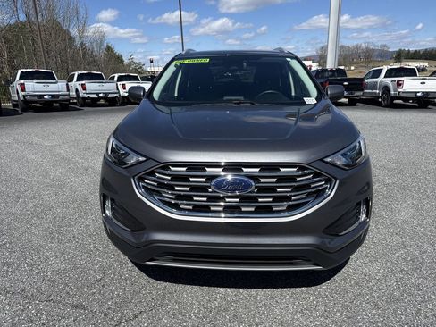 Used 2022 Ford Edge SEL w/ Convenience Package AWD/4WD image 2
