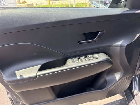Used 2024 Hyundai Kona SEL FWD image 13