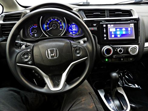 Used 2015 Honda Fit EX image 17