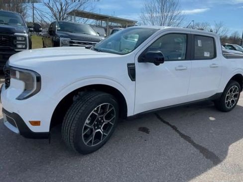 New 2026 Ford Maverick Lariat image 6