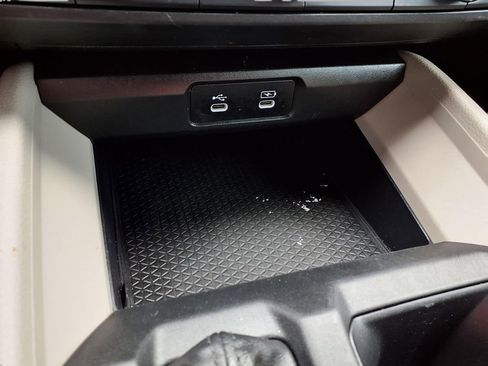 Used 2024 Honda Accord EX image 9