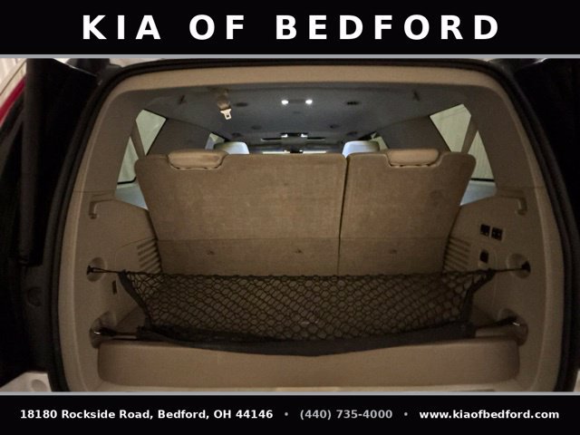 Used 2016 Cadillac Escalade Luxury AWD/4WD image 25