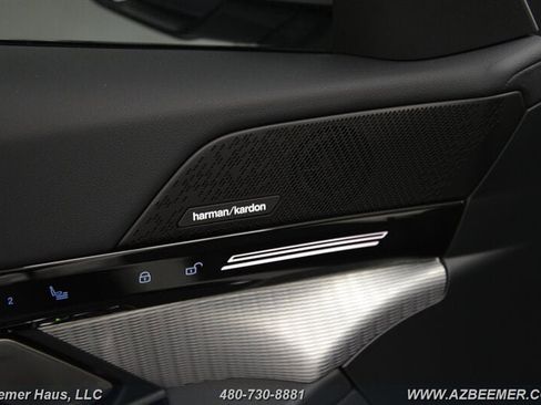 Used 2026 BMW 530i w/ M Sport Package image 27