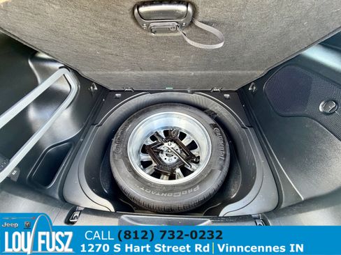Used 2016 Jeep Cherokee Limited AWD/4WD image 19