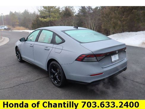 Certified 2025 Honda Accord SE image 5