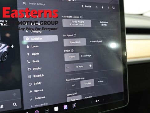 Used 2018 Tesla Model 3 Long Range image 17