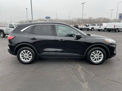 Used 2022 Ford Escape SE w/ Cold Weather Package image 8