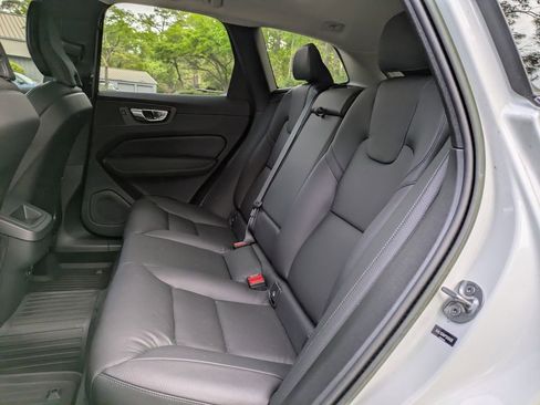 Certified 2023 Volvo XC60 B5 Plus w/ Protection Package Premier FWD image 14