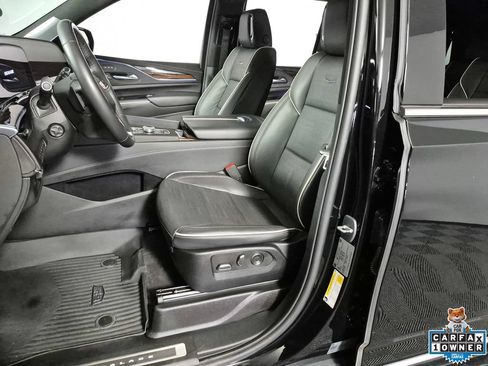 Used 2023 Cadillac Escalade Premium Luxury w/ Performance Package AWD/4WD image 9