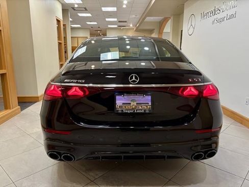 New 2026 Mercedes-Benz E 53 AMG e 4MATIC Sedan image 4